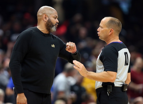 Cleveland Cavaliers head coach J.B. Bickerstaff has a discussion with referee John Goble in the first half of play.
